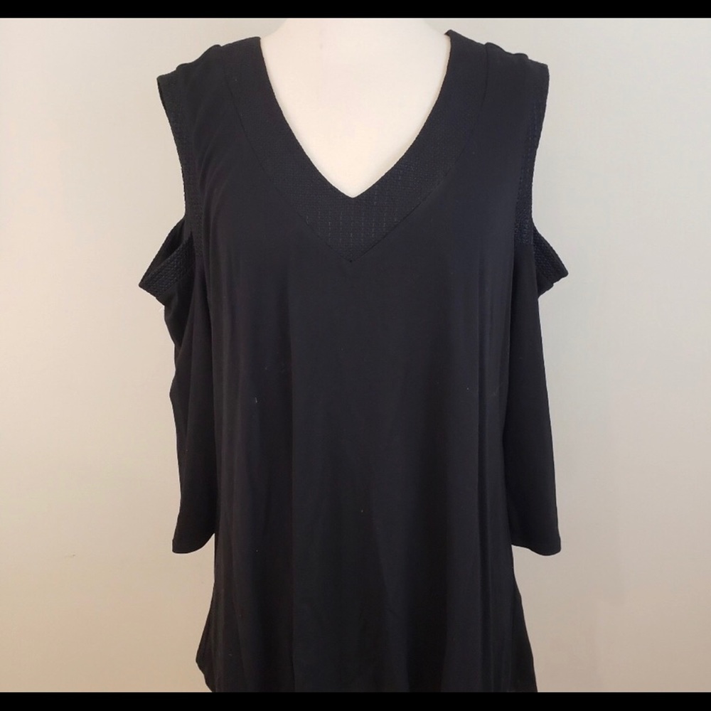 Papell Cold Shoulder Black blouse